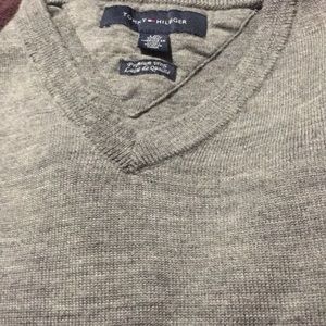 Tommy Hilfiger wool sweater
